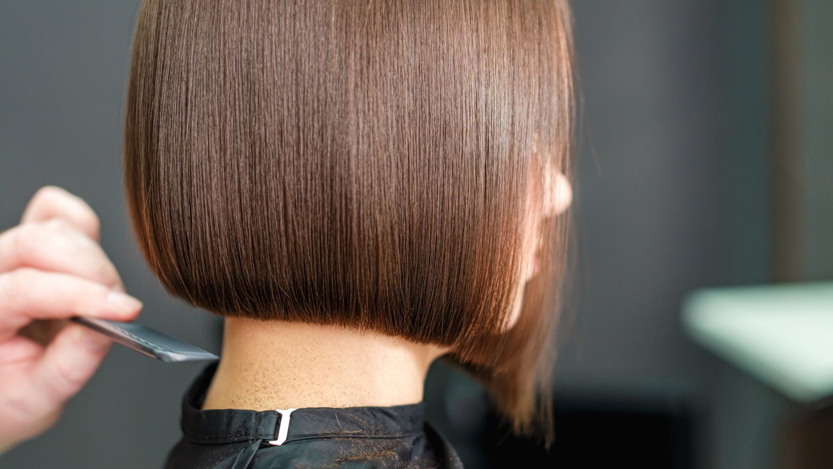 Never Get Consistent Haircuts? Try These Tips